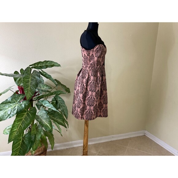 En Focus Midi Dress women’s 4 cocktail party Blush Floral textured design - Picture 3 of 14